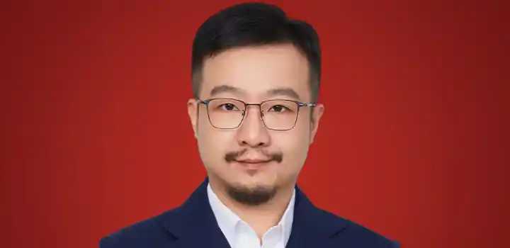 刘怡·国际参考